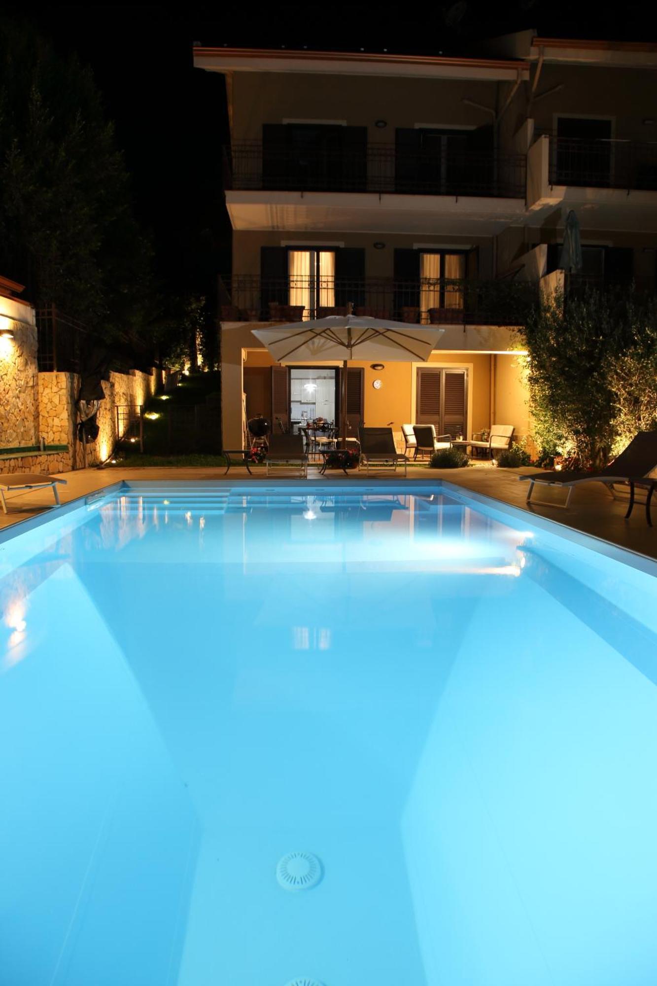 Domus Aurige Bed & Breakfast Messina Eksteriør bilde