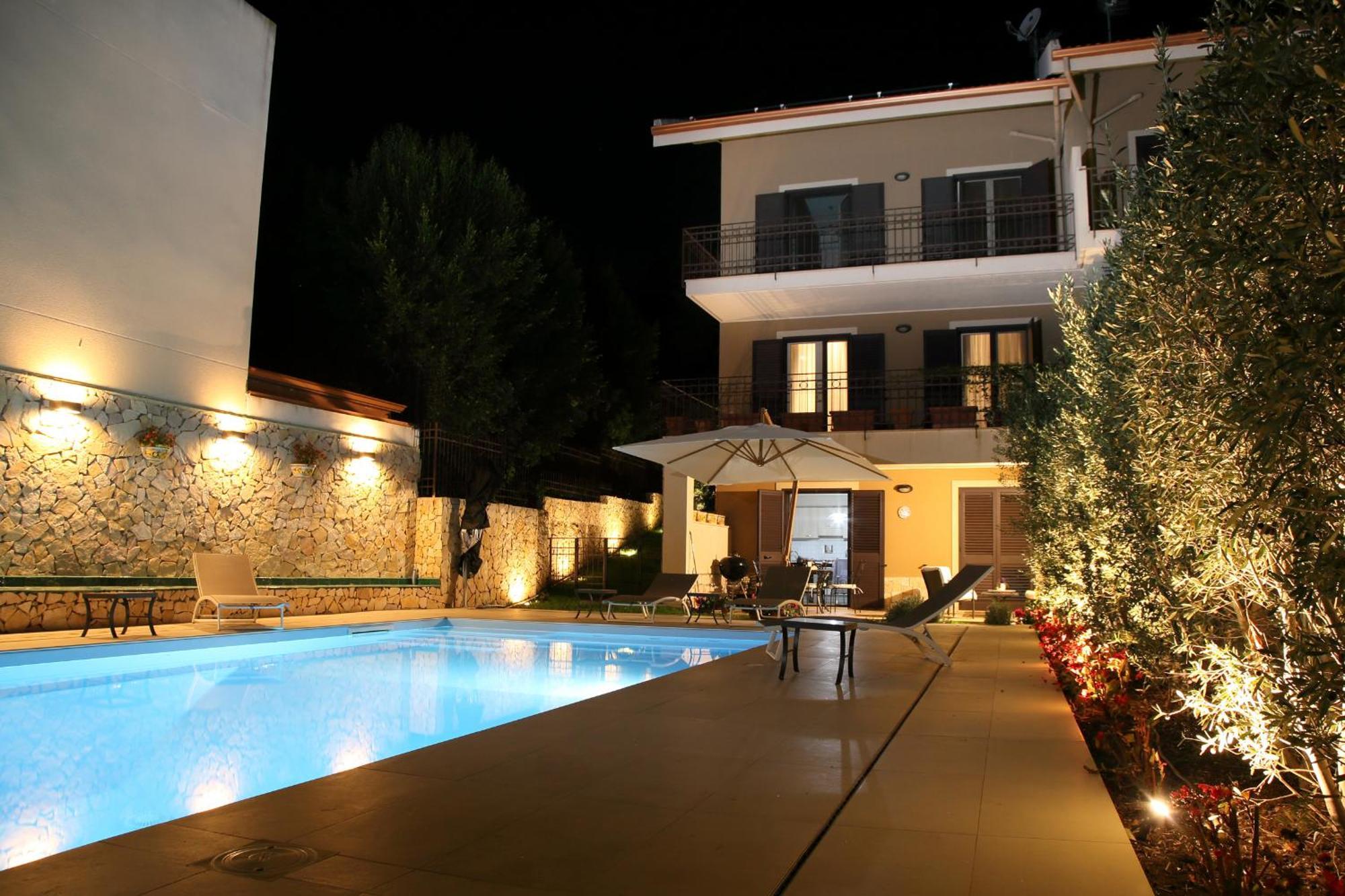 Domus Aurige Bed & Breakfast Messina Eksteriør bilde